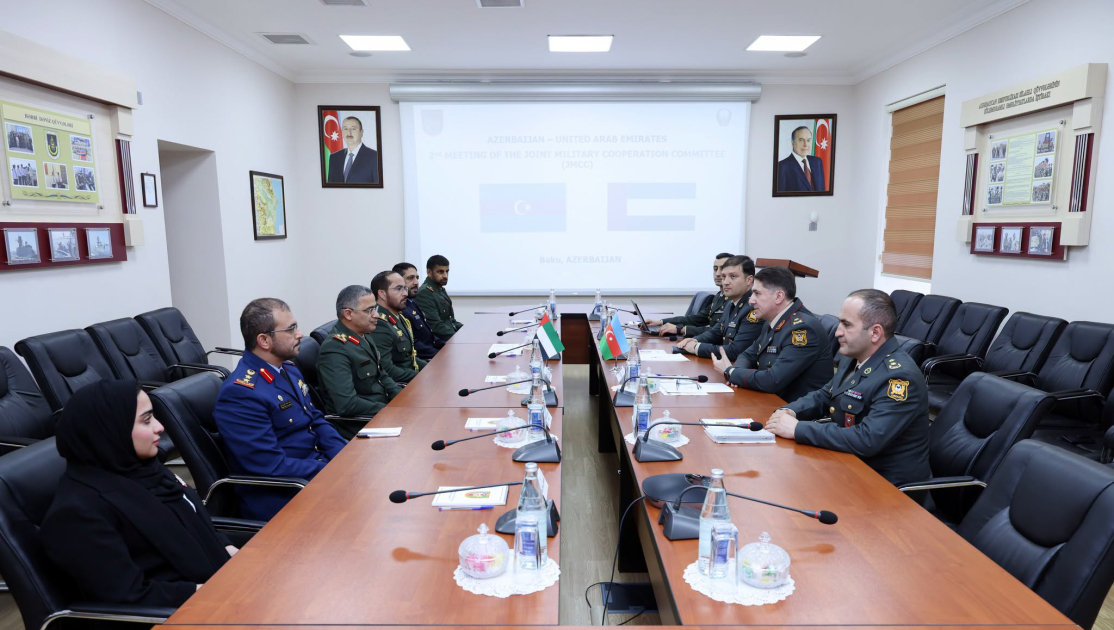 Подписана &laquo;Дорожная карта&raquo; по сотрудничеству между министерствами обороны Азербайджана и ОАЭ
