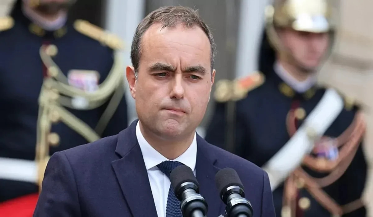
Лекорню: Власти Франции выделят 1 млрд евро на сферу образования после протестов