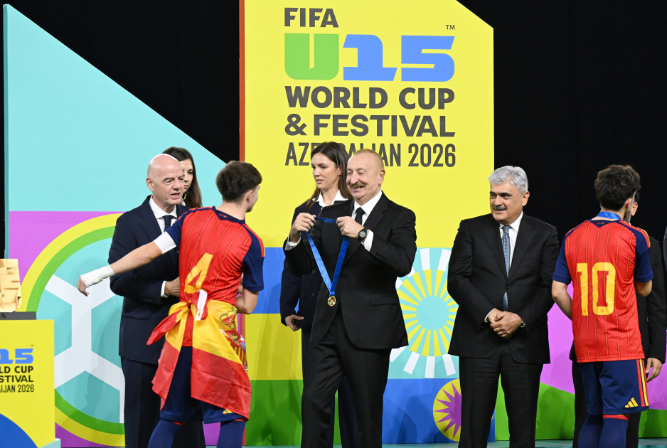 Президент Ильхам Алиев посмотрел финальный матч FIFA U-15 World Cup and Festival, принял участие в церемонии награждения