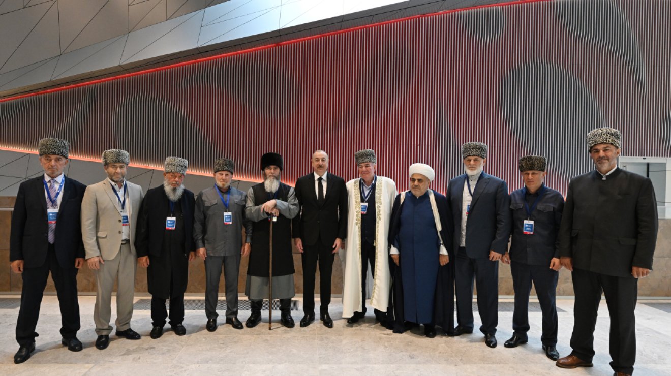 Президент Ильхам Алиев принял делегацию муфтиев Северо-Кавказского региона России БУДЕТ ОБНОВЛЕНО