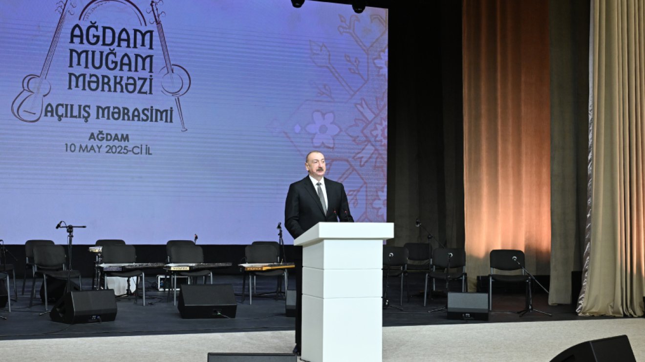 Президент Ильхам Алиев и первая леди Мехрибан Алиева приняли участие в открытии Агдамского центра мугама