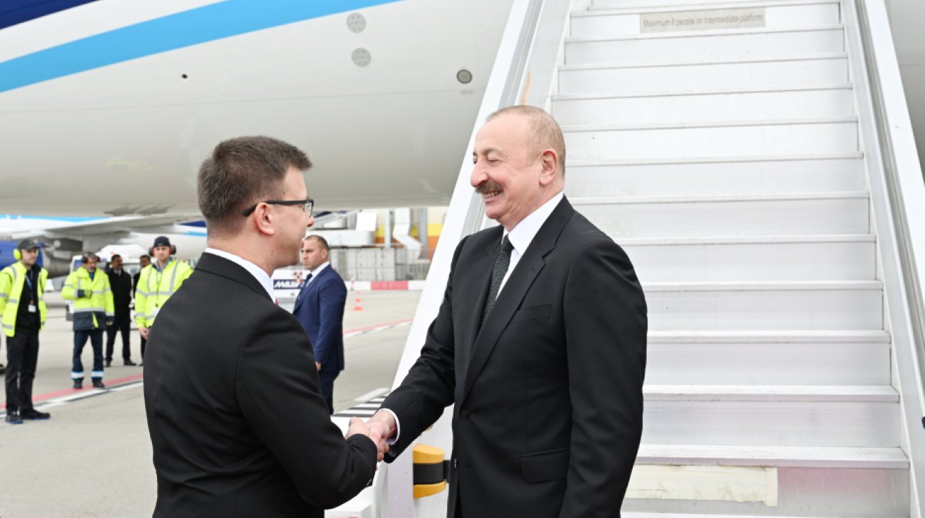 Президент Азербайджана Ильхам Алиев прибыл с рабочим визитом в Венгрию