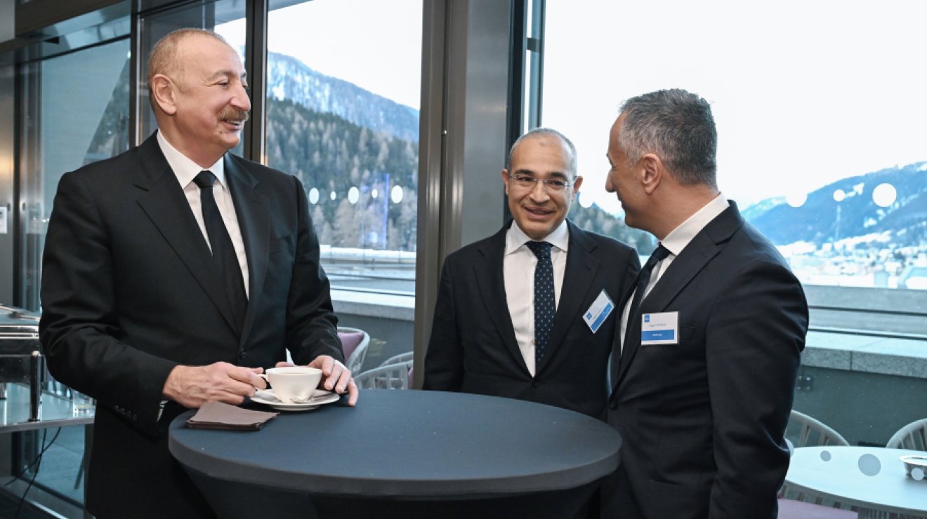 Президент Ильхам Алиев в Давосе принял участие в мероприятии &laquo;Завтрак с руководством Азербайджана&raquo;