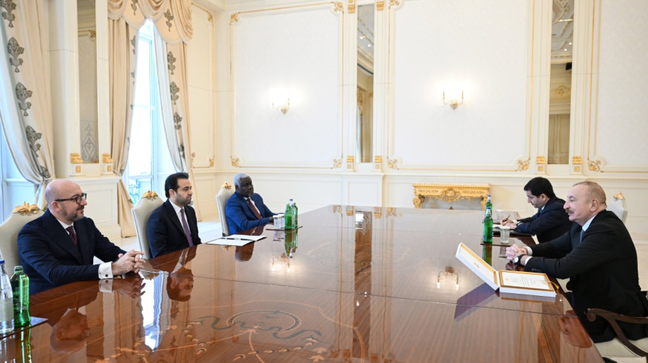 Президент Ильхам Алиев принял делегацию в связи с &laquo;Премией Заида за человеческое братство&raquo;
