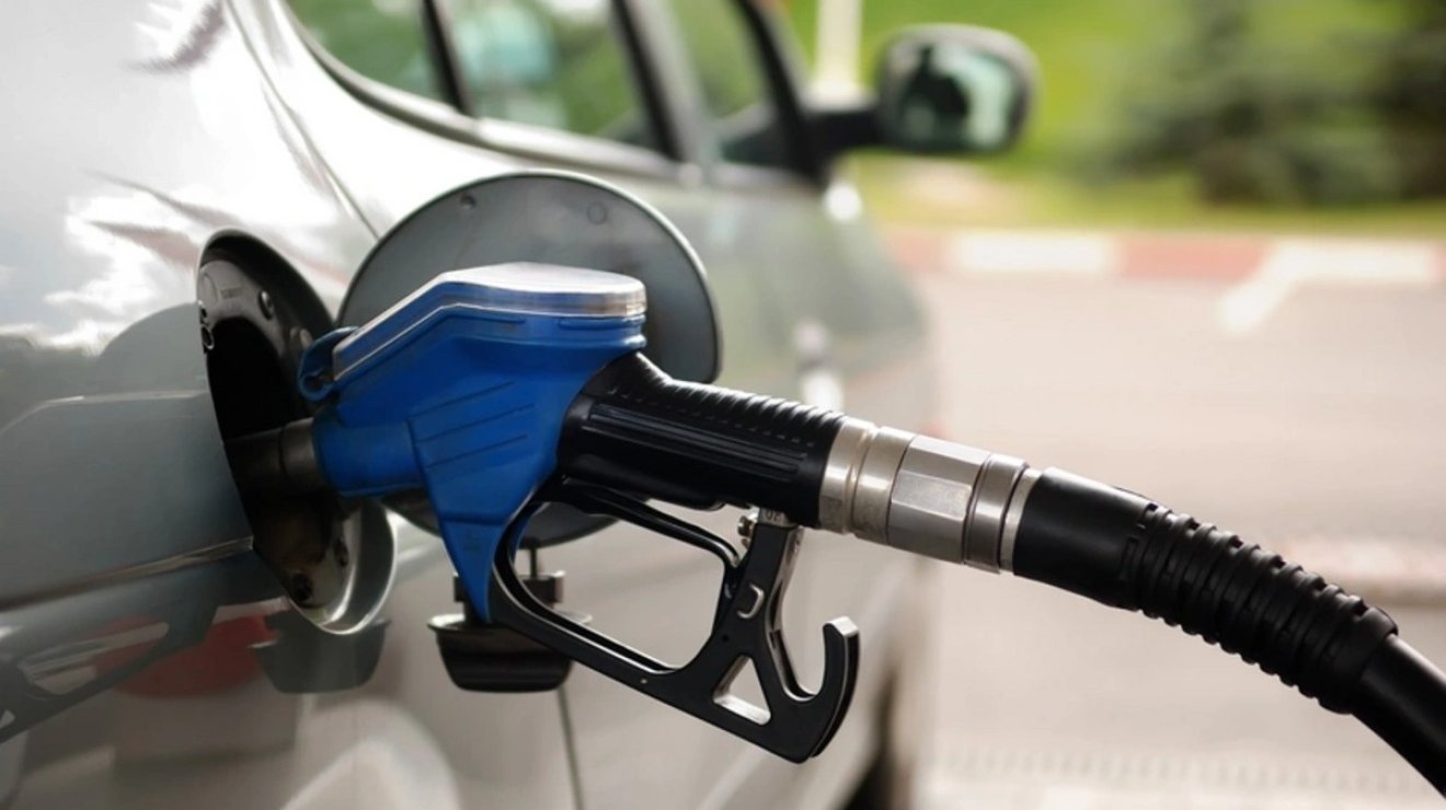 Претензий к азербайджанскому бензину нет 