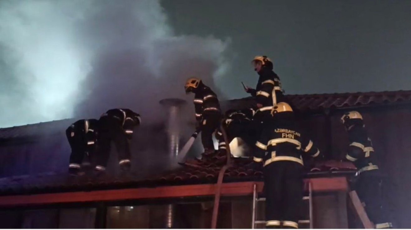 В Баку произошёл пожар в ресторане