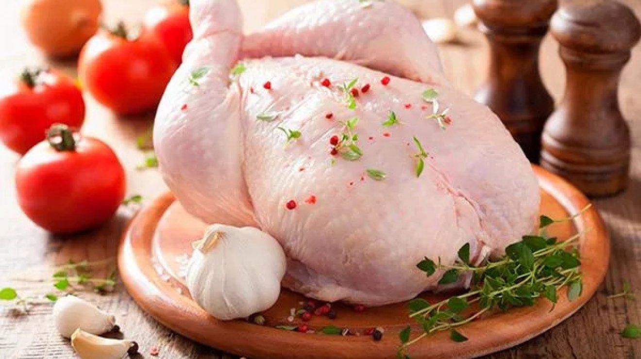 Турция приостанавливает экспорт куриной продукции из-за повышения цен