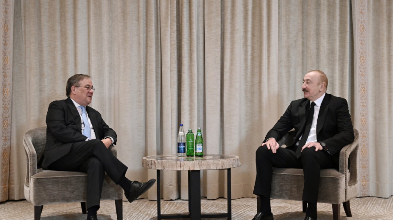 Президент Ильхам Алиев встретился в Мюнхене с председателем комитета Бундестага по внешней политике