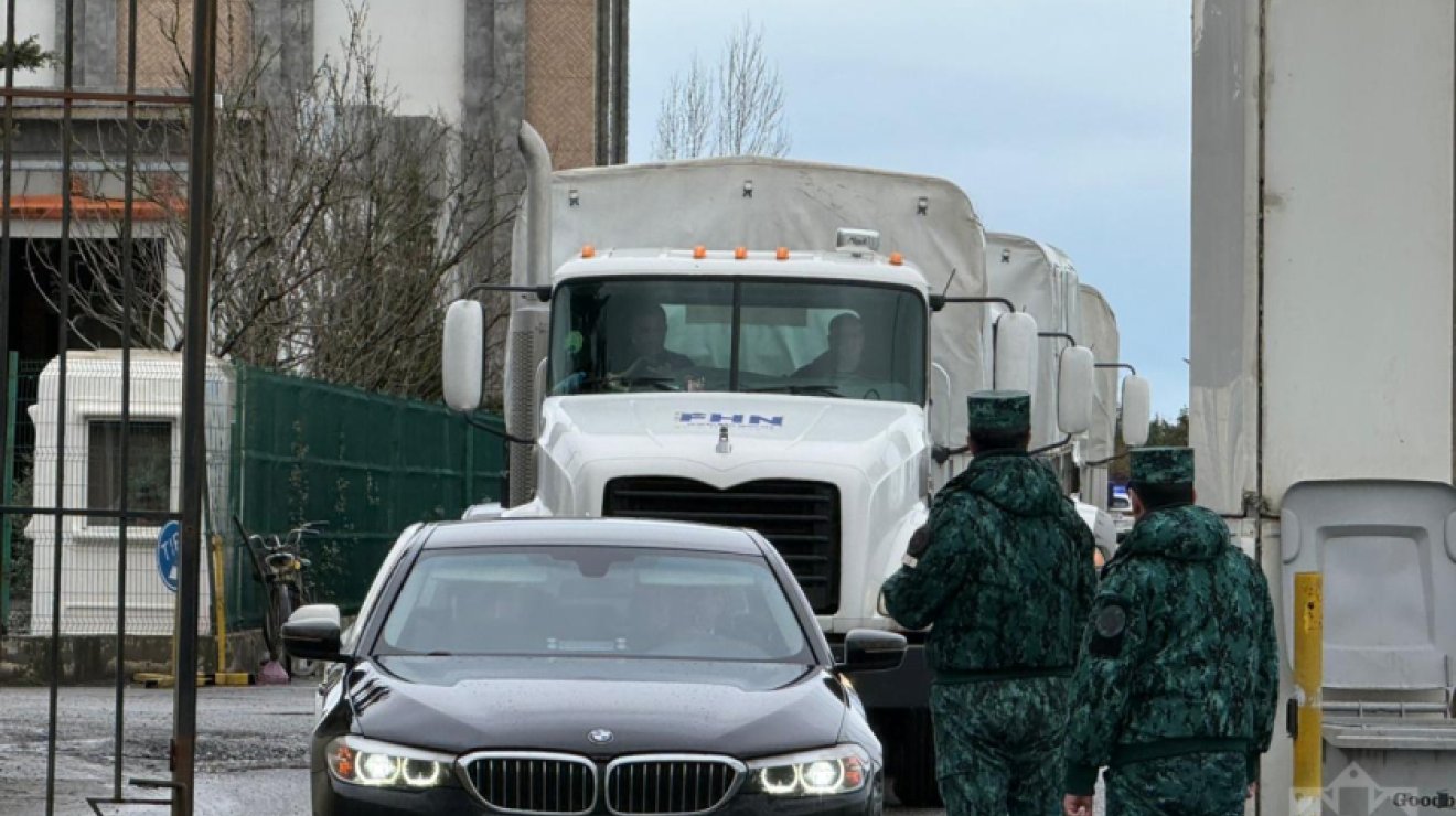 Гуманитарная помощь, отправленная в Иран, достигла пограничного пункта &laquo;Астара&raquo;