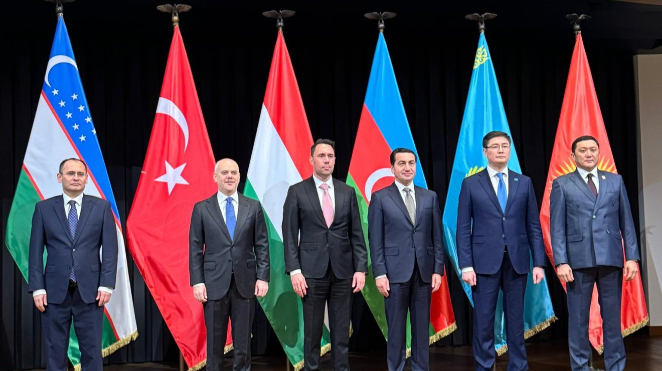 Хикмет Гаджиев принял участие во встрече помощников руководителей стран ОТГ