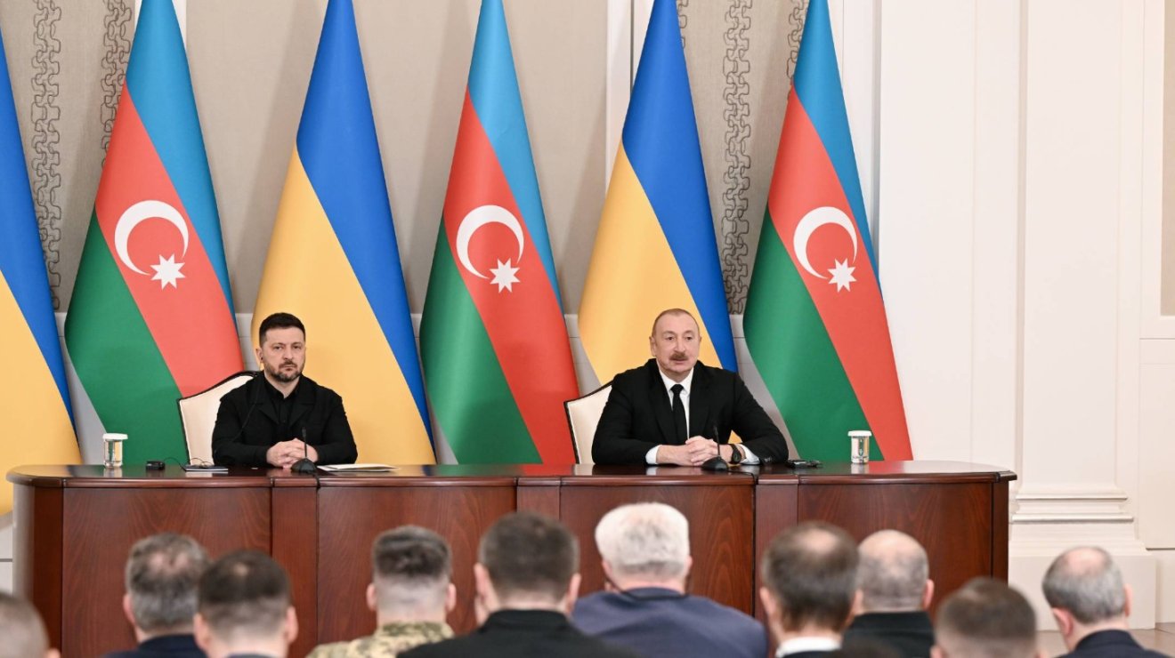 Баку усиливает авторитет 