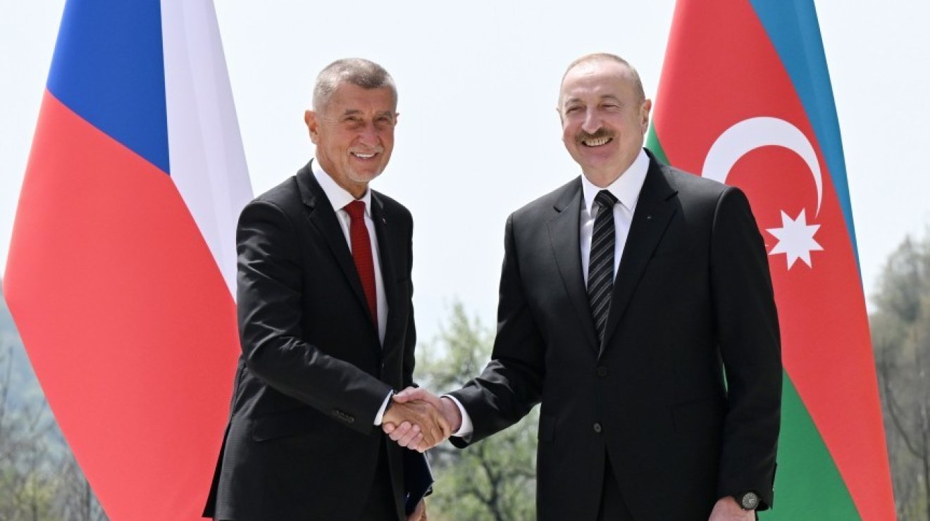 Баку и Прага на одной волне