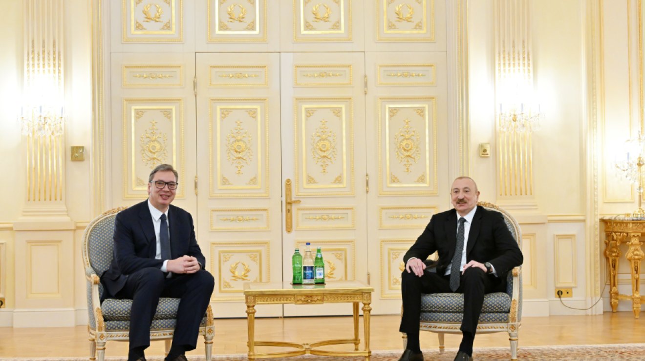 Президент Ильхам Алиев встретился с Президентом Сербии