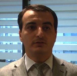 На поводу или на поводке,или на что и на кого рассчитывает Иреван