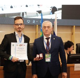 Молодым везде у нас дорога!