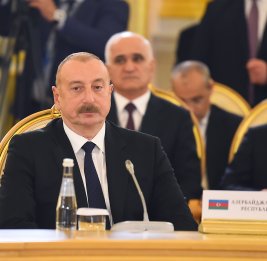 Президент Ильхам Алиев принял участие в Москве в заседании Высшего Евразийского экономического совета в расширенном составе