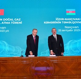 Президент Ильхам Алиев и Президент Реджеп Тайип Эрдоган приняли участие в церемонии закладки фундамента газопровода Игдыр-Нахчыван 