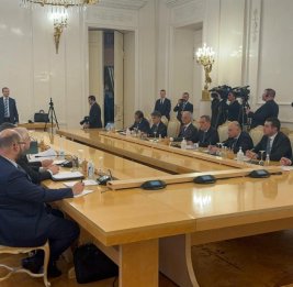 В Москве прошла встреча министров иностранных дел Азербайджана и России