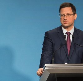 В правительстве Венгрии назвали руководство Европарламента «бандой лицемеров, которая придерживается двойных стандартов»