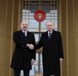 В Анкаре состоялась церемония официальной встречи Президента Ильхама Алиева