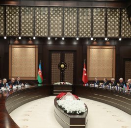 Состоялась встреча Президента Азербайджана Ильхама Алиева и Президента Турции Реджепа Тайипа Эрдогана в расширенном составе  