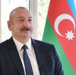 Ильхам Алиев принимает поздравления по случаю победы на президентских выборах