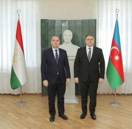 Обсуждены перспективы азербайджано-таджикского сотрудничества в области оборонной промышленности