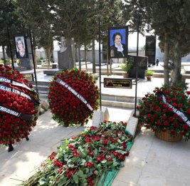 Эльмира Сулейманова похоронена на II Аллее почетного захоронения