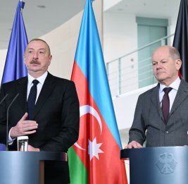 Проходит совместная пресс-конференция Президента Азербайджана Ильхама Алиева и Канцлера Германии Олафа Шольца