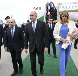 Президент Болгарии Румен Радев прибыл с официальным визитом в Азербайджан