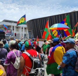 Канаки - заложники игры

