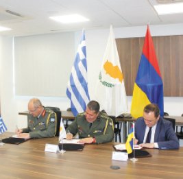 Милитаристский театр
