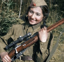 Снайпер, актриса, ученый

