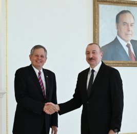 Президент Ильхам Алиев принял члена Комитета Сената США по внешним отношениям БУДЕТ ОБНОВЛЕНО