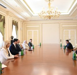 Президент Азербайджана Ильхам Алиев принял председателя Ассамблеи Северной Македонии