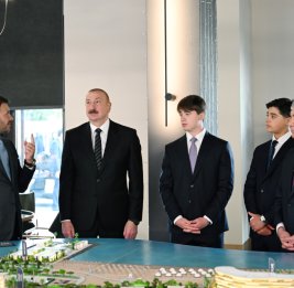 Президенты Азербайджана и Узбекистана посетили центр отдыха Sea Breeze