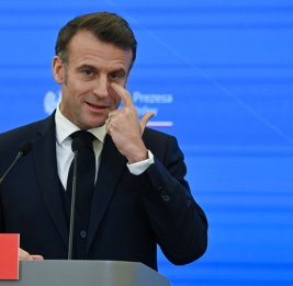 Франция вступает в полосуполитической турбулентности
