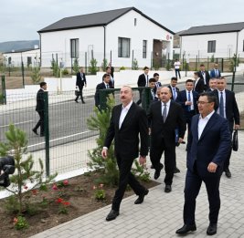 Президенты Азербайджана и Кыргызстана приняли участие в открытии 1-го этапа села Хыдырлы Агдамского района