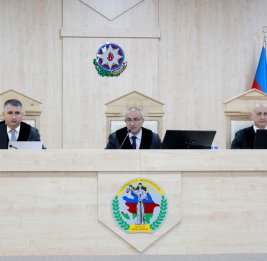 Показания бывших заложников потрясли зал
