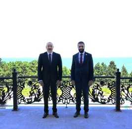 Состоялась встреча Президента Ильхама Алиева с Президентом Сирии на переходный период