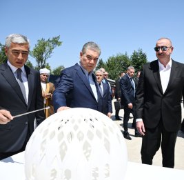 Президент Азербайджана и председатель Халк Маслахаты Туркменистана ознакомились с ходом строительства Новой Шушинской мечети