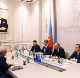 Крепнет взаимодействие

