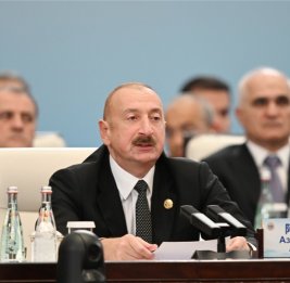 Баку укрепляет позиции 