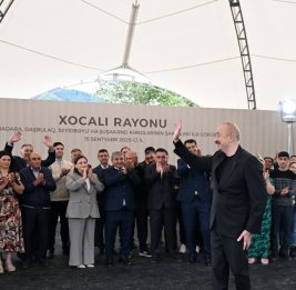 Президент Ильхам Алиев встретился с жителями сел Бадара, Дашбулаг, Сейидбейли и Шушакенд Ходжалинского района  БУДЕТ ОБНОВЛЕНО