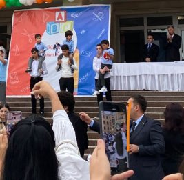 Путь в большую жизнь