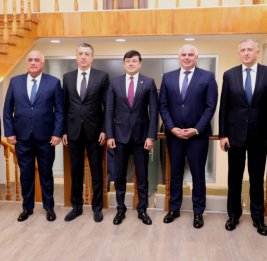 Обсуждена деятельность проживающих в Грузии азербайджанцев
