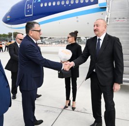 Президент Ильхам Алиев прибыл в Нью-Йорк для участия в 80-й сессии Генеральной Ассамблеи ООН