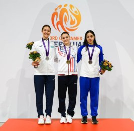 Азербайджанский пловец завоевал серебряную медаль на III Играх стран СНГ