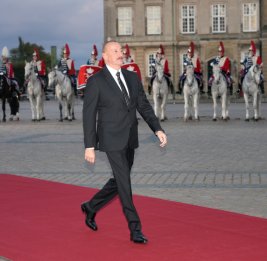 Баку усиливает влияние

