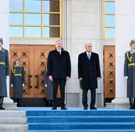 Президент Азербайджана Ильхам Алиев прибыл с государственным визитом в Казахстан